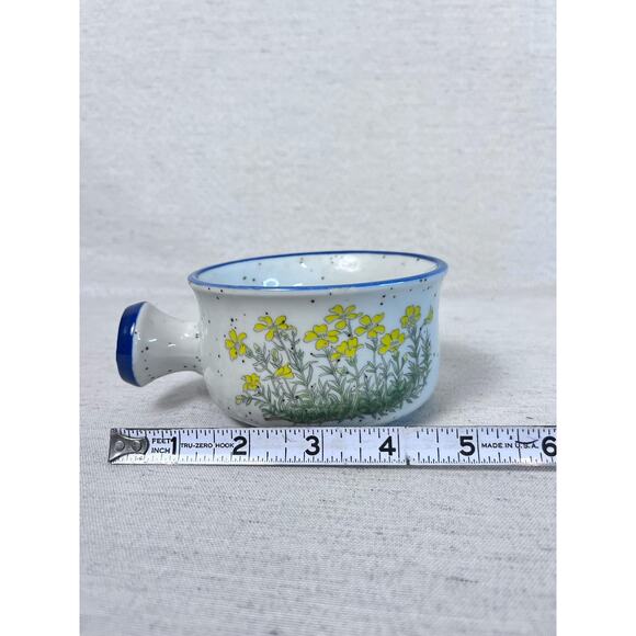 Vintage Floral Ceramic Cup | Cottagecore Retro Mug | Hand-Painted Yellow Flowers - Picture 7 of 8